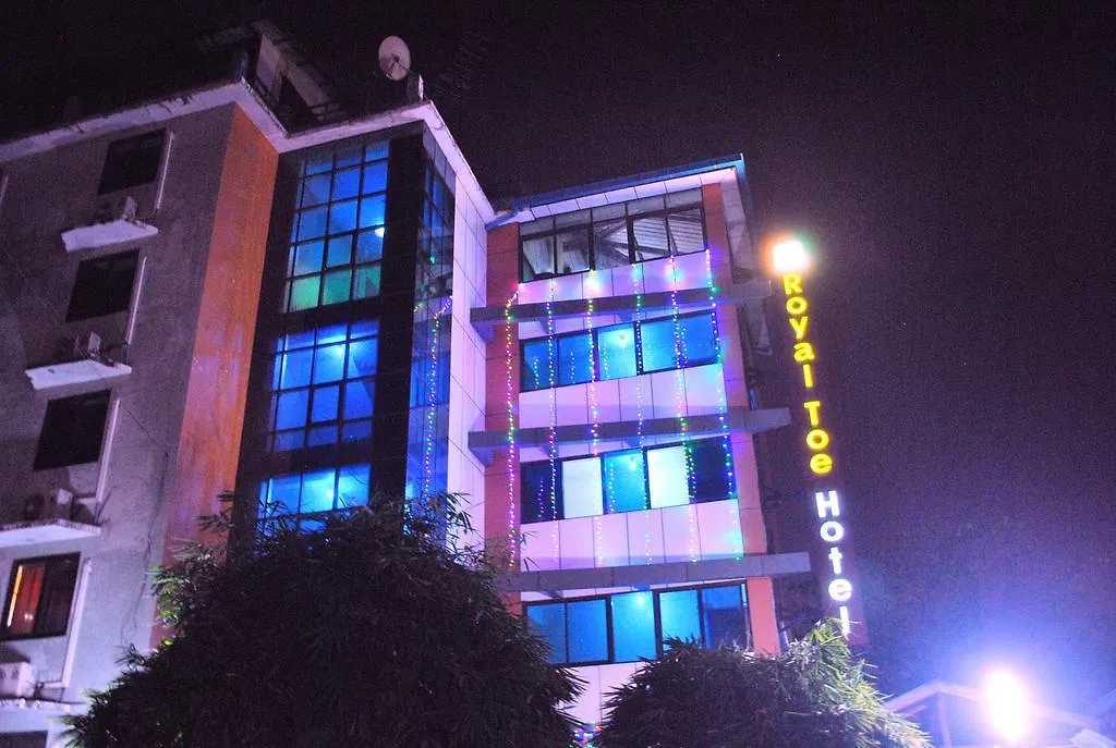 Royal Toe Hotel Yangon